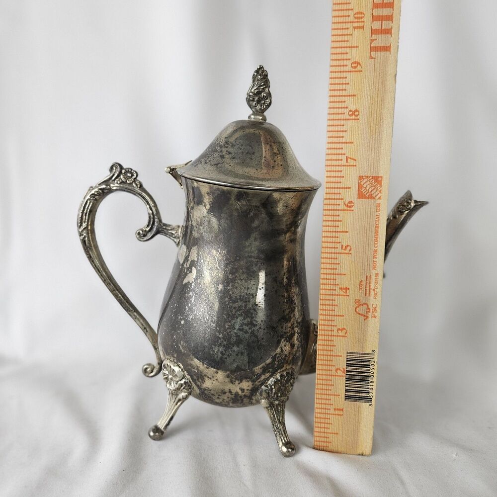 VTG WM Rogers 800 Silver Plated Footed Victorian Style Coffee Tea Pot w/Lid 10"